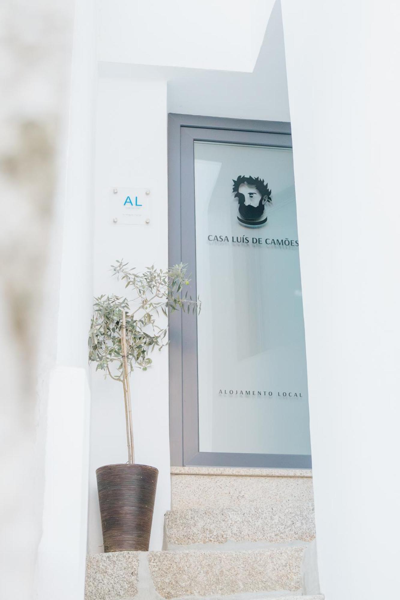 Gasthaus Casa Luis De Camoes - Boutique & Literary House Santar Exterior foto